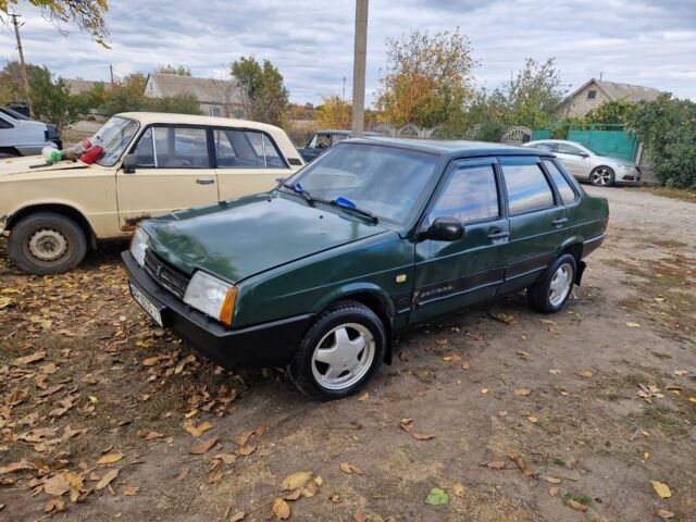 Зелений ВАЗ 21099, об'ємом двигуна 1.5 л та пробігом 250 тис. км за 677 $, фото 1 на Automoto.ua
