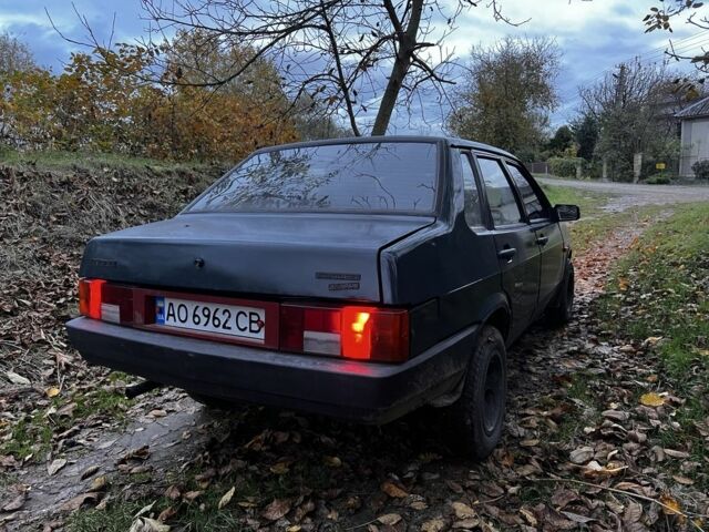 Зеленый ВАЗ 21099, объемом двигателя 1.5 л и пробегом 240 тыс. км за 1000 $, фото 1 на Automoto.ua