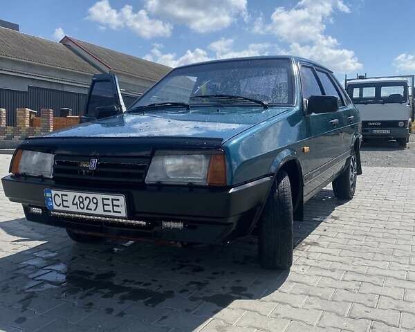 Зеленый ВАЗ 21099, объемом двигателя 1.5 л и пробегом 300 тыс. км за 1650 $, фото 1 на Automoto.ua
