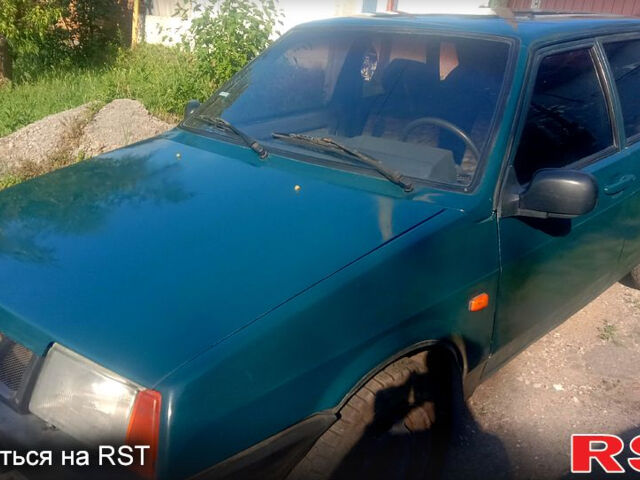 Зелений ВАЗ 21099, об'ємом двигуна 1.5 л та пробігом 250 тис. км за 1050 $, фото 1 на Automoto.ua
