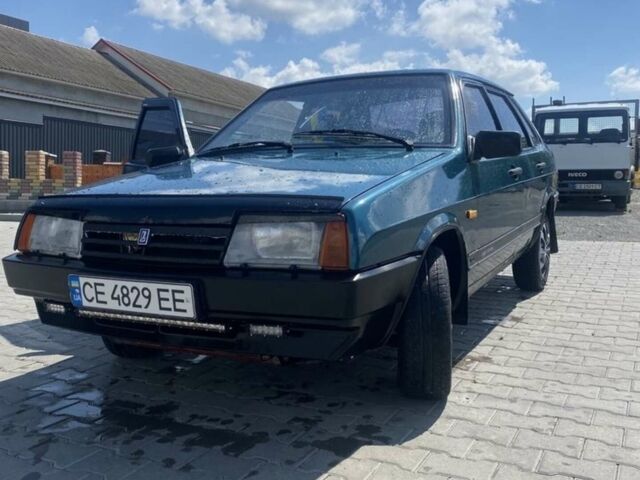 Зеленый ВАЗ 21099, объемом двигателя 1.5 л и пробегом 300 тыс. км за 1650 $, фото 1 на Automoto.ua