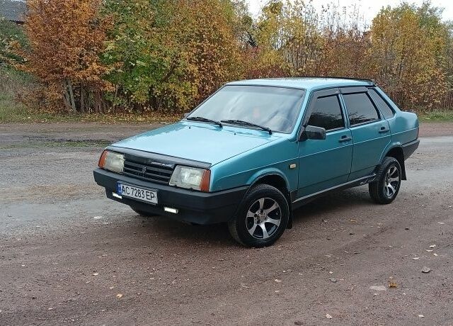 Зеленый ВАЗ 21099, объемом двигателя 1.5 л и пробегом 230 тыс. км за 1169 $, фото 1 на Automoto.ua