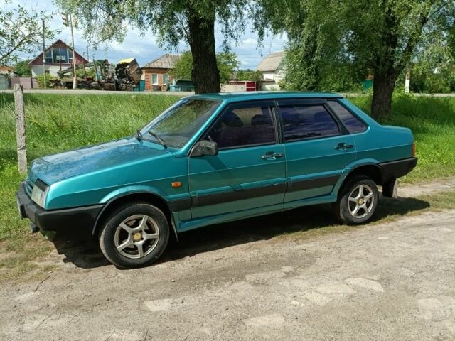 Зеленый ВАЗ 21099, объемом двигателя 1.5 л и пробегом 350 тыс. км за 1452 $, фото 1 на Automoto.ua