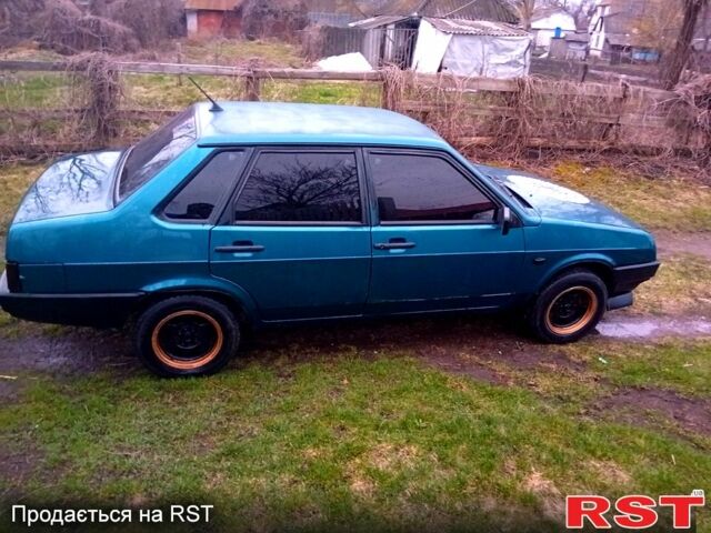 Зеленый ВАЗ 21099, объемом двигателя 1.5 л и пробегом 319 тыс. км за 1650 $, фото 1 на Automoto.ua