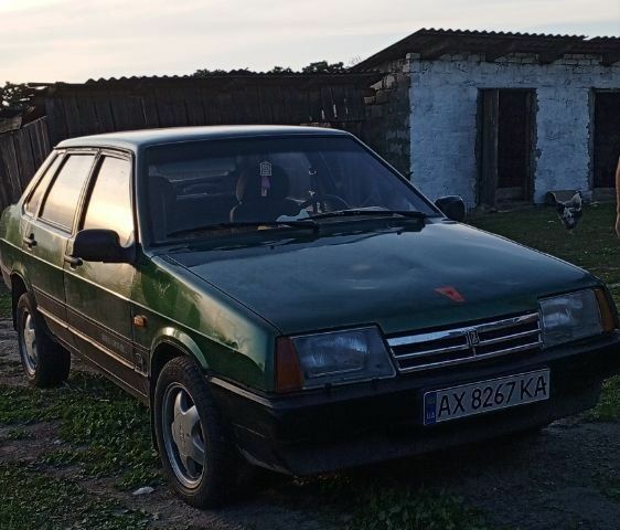 Зеленый ВАЗ 21099, объемом двигателя 0 л и пробегом 250 тыс. км за 1150 $, фото 1 на Automoto.ua