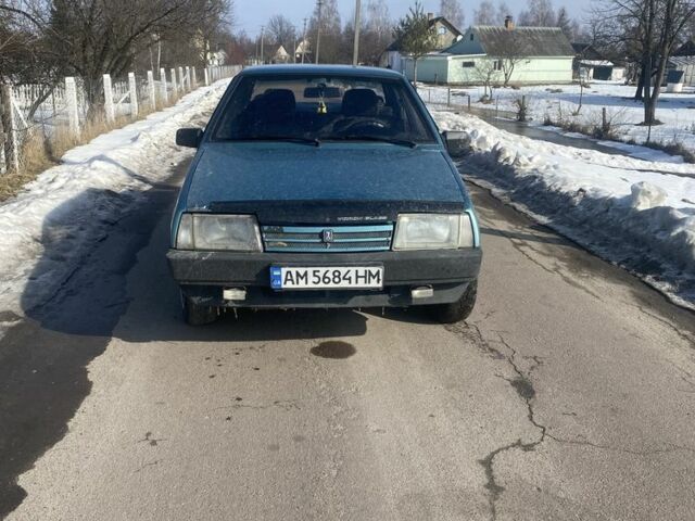 Зеленый ВАЗ 21099, объемом двигателя 1.5 л и пробегом 120 тыс. км за 950 $, фото 1 на Automoto.ua