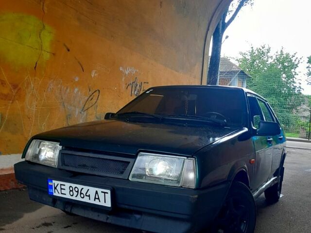 Зелений ВАЗ 21099, об'ємом двигуна 1.5 л та пробігом 150 тис. км за 1288 $, фото 1 на Automoto.ua