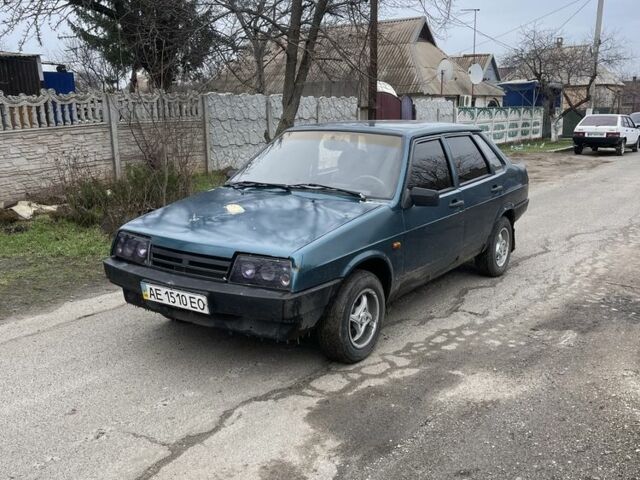 Зеленый ВАЗ 21099, объемом двигателя 1.5 л и пробегом 250 тыс. км за 693 $, фото 1 на Automoto.ua