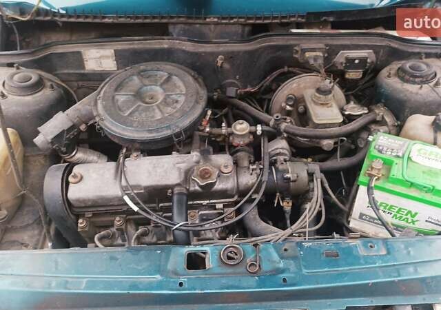 Зеленый ВАЗ 21099, объемом двигателя 1.5 л и пробегом 251 тыс. км за 2000 $, фото 1 на Automoto.ua