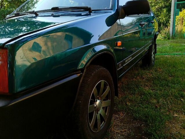 Зеленый ВАЗ 21099, объемом двигателя 1.5 л и пробегом 600 тыс. км за 2800 $, фото 1 на Automoto.ua