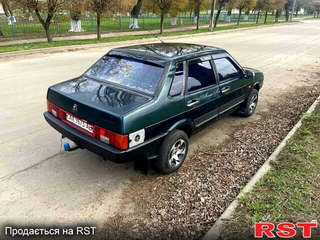 Зеленый ВАЗ 21099, объемом двигателя 15 л и пробегом 50 тыс. км за 1400 $, фото 1 на Automoto.ua