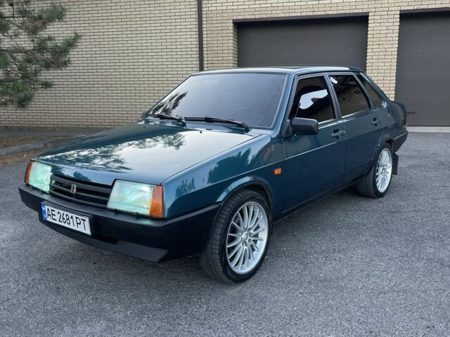 Зеленый ВАЗ 21099, объемом двигателя 1.5 л и пробегом 70 тыс. км за 3100 $, фото 1 на Automoto.ua