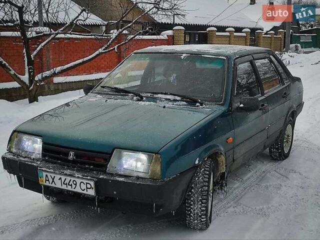 Зелений ВАЗ 21099, об'ємом двигуна 1.5 л та пробігом 358 тис. км за 1300 $, фото 1 на Automoto.ua