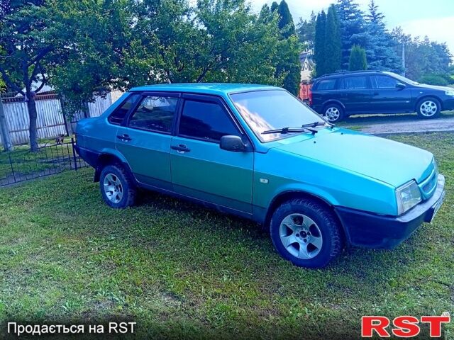 Зеленый ВАЗ 21099, объемом двигателя 1.5 л и пробегом 180 тыс. км за 1200 $, фото 1 на Automoto.ua