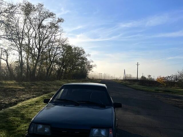 Зелений ВАЗ 21099, об'ємом двигуна 1.5 л та пробігом 300 тис. км за 1500 $, фото 1 на Automoto.ua