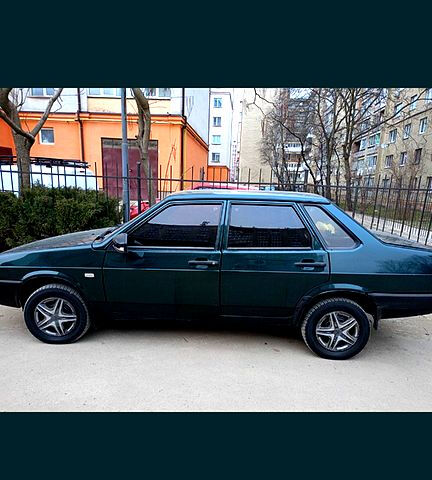 Зеленый ВАЗ 21099, объемом двигателя 1.6 л и пробегом 200 тыс. км за 1900 $, фото 1 на Automoto.ua
