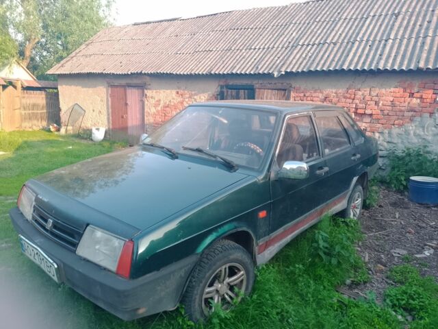 Зелений ВАЗ 21099, об'ємом двигуна 1.5 л та пробігом 111 тис. км за 900 $, фото 1 на Automoto.ua