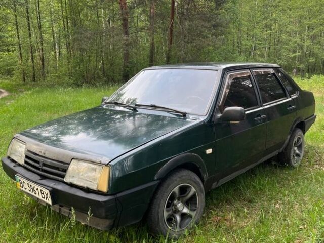 Зеленый ВАЗ 21099, объемом двигателя 1.5 л и пробегом 202 тыс. км за 1100 $, фото 1 на Automoto.ua