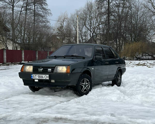 Зелений ВАЗ 21099, об'ємом двигуна 1.5 л та пробігом 193 тис. км за 1500 $, фото 1 на Automoto.ua