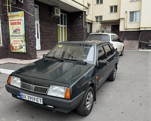 Зелений ВАЗ 21099, об'ємом двигуна 1.5 л та пробігом 407 тис. км за 1650 $, фото 1 на Automoto.ua
