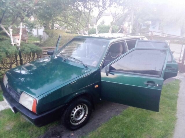 Зеленый ВАЗ 21099, объемом двигателя 1.5 л и пробегом 300 тыс. км за 850 $, фото 1 на Automoto.ua