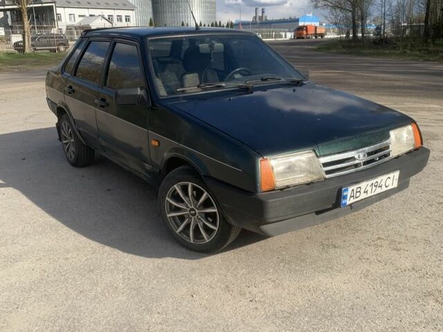 Зеленый ВАЗ 21099, объемом двигателя 1.5 л и пробегом 148 тыс. км за 1400 $, фото 1 на Automoto.ua
