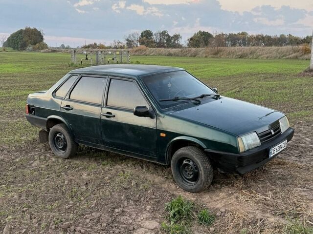 Зеленый ВАЗ 21099, объемом двигателя 1.5 л и пробегом 250 тыс. км за 1200 $, фото 1 на Automoto.ua