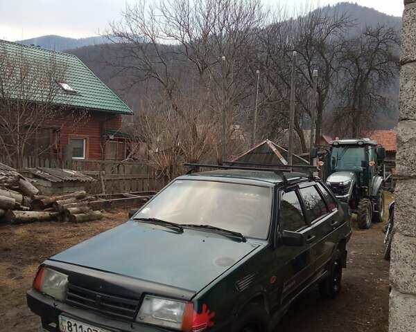 Зеленый ВАЗ 21099, объемом двигателя 1.6 л и пробегом 170 тыс. км за 550 $, фото 1 на Automoto.ua