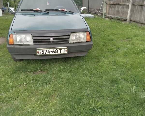 Зеленый ВАЗ 21099, объемом двигателя 1.5 л и пробегом 275 тыс. км за 1200 $, фото 1 на Automoto.ua