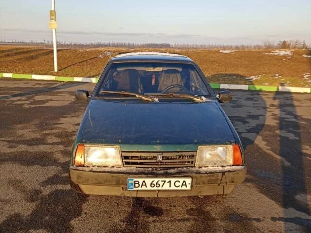 Зеленый ВАЗ 21099, объемом двигателя 1.5 л и пробегом 250 тыс. км за 1600 $, фото 1 на Automoto.ua