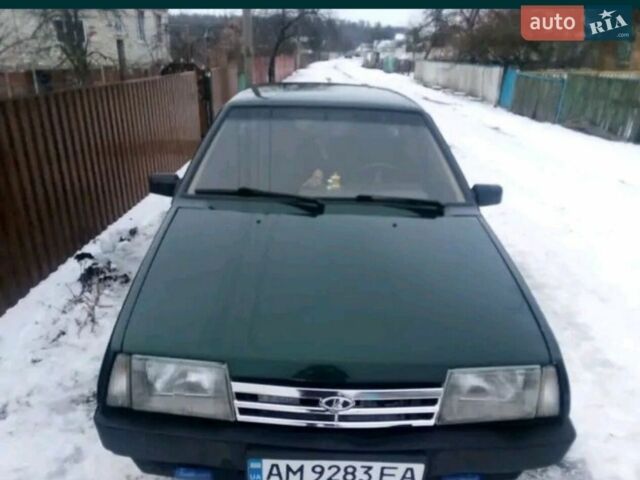 Зеленый ВАЗ 21099, объемом двигателя 1.5 л и пробегом 350 тыс. км за 1300 $, фото 1 на Automoto.ua