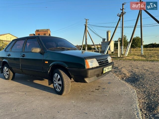 Зеленый ВАЗ 21099, объемом двигателя 1.5 л и пробегом 198 тыс. км за 1100 $, фото 1 на Automoto.ua