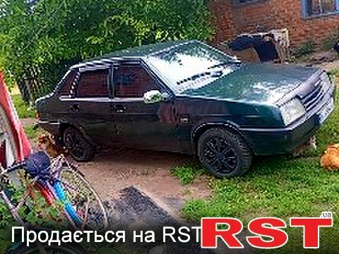 Зелений ВАЗ 21099, об'ємом двигуна 1.5 л та пробігом 250 тис. км за 1300 $, фото 1 на Automoto.ua