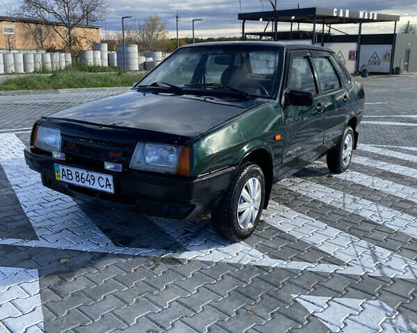 Зеленый ВАЗ 21099, объемом двигателя 1.5 л и пробегом 160 тыс. км за 850 $, фото 1 на Automoto.ua