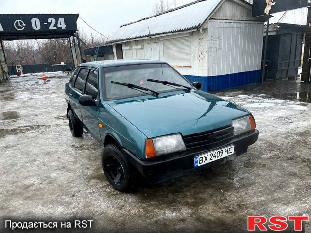 Зеленый ВАЗ 21099, объемом двигателя 1.5 л и пробегом 200 тыс. км за 1150 $, фото 1 на Automoto.ua