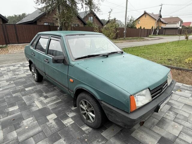Зелений ВАЗ 21099, об'ємом двигуна 1.5 л та пробігом 245 тис. км за 999 $, фото 1 на Automoto.ua