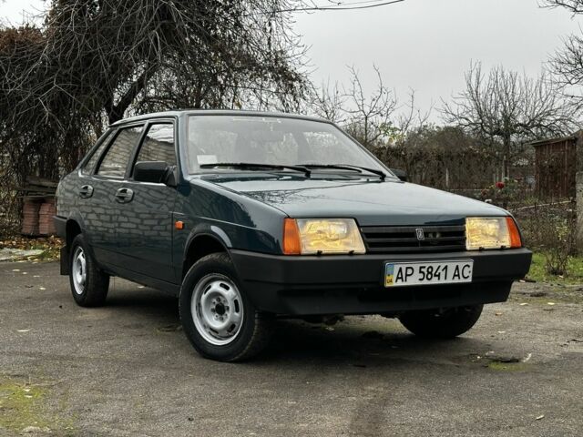 Зеленый ВАЗ 21099, объемом двигателя 1.5 л и пробегом 78 тыс. км за 3000 $, фото 1 на Automoto.ua