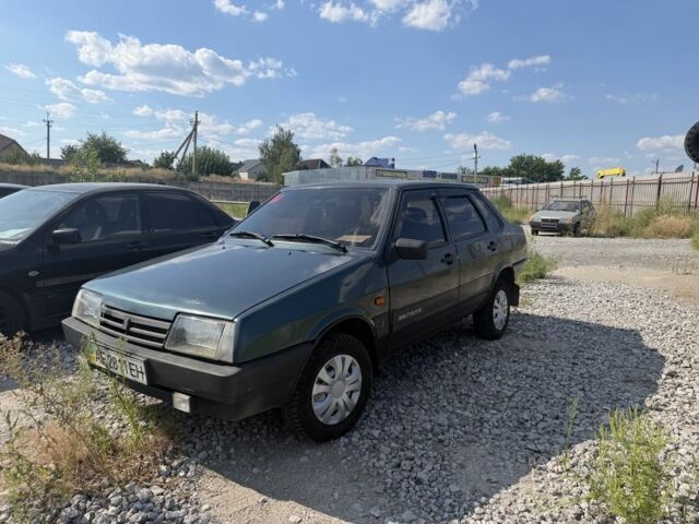 Зелений ВАЗ 21099, об'ємом двигуна 1.5 л та пробігом 250 тис. км за 1252 $, фото 1 на Automoto.ua