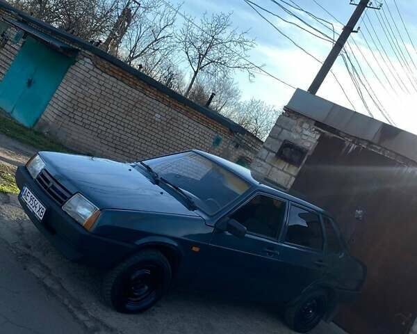 Зелений ВАЗ 21099, об'ємом двигуна 1.5 л та пробігом 400 тис. км за 1899 $, фото 1 на Automoto.ua