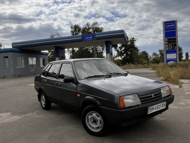 Зеленый ВАЗ 21099, объемом двигателя 1.5 л и пробегом 250 тыс. км за 1200 $, фото 1 на Automoto.ua