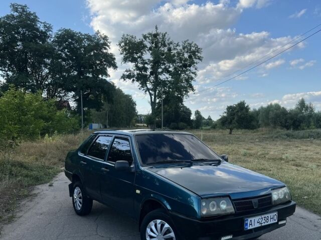 Зелений ВАЗ 21099, об'ємом двигуна 1.5 л та пробігом 274 тис. км за 1003 $, фото 1 на Automoto.ua