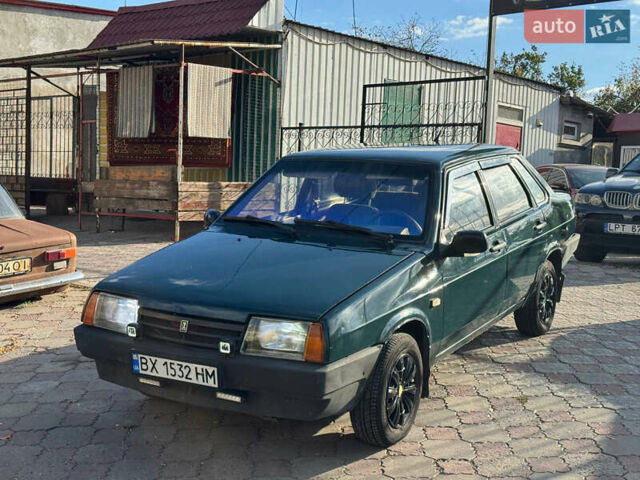 Зелений ВАЗ 21099, об'ємом двигуна 1.5 л та пробігом 300 тис. км за 1899 $, фото 1 на Automoto.ua