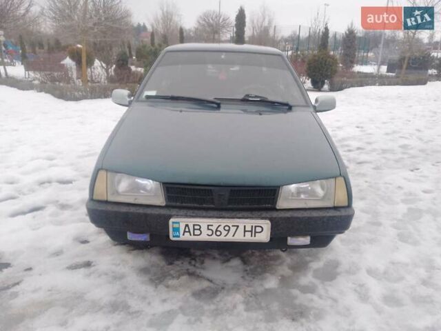 Зеленый ВАЗ 21099, объемом двигателя 1.5 л и пробегом 242 тыс. км за 1300 $, фото 1 на Automoto.ua