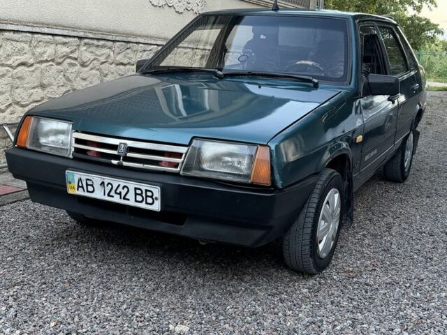Зелений ВАЗ 21099, об'ємом двигуна 1.5 л та пробігом 211 тис. км за 1601 $, фото 1 на Automoto.ua