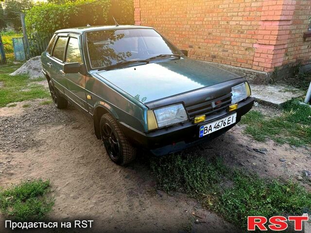 Зеленый ВАЗ 21099, объемом двигателя 1.5 л и пробегом 230 тыс. км за 1250 $, фото 1 на Automoto.ua