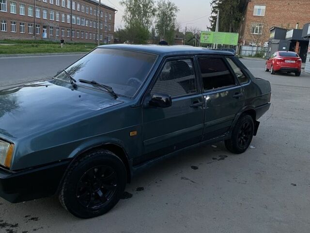 Зеленый ВАЗ 21099, объемом двигателя 1.5 л и пробегом 230 тыс. км за 1100 $, фото 1 на Automoto.ua