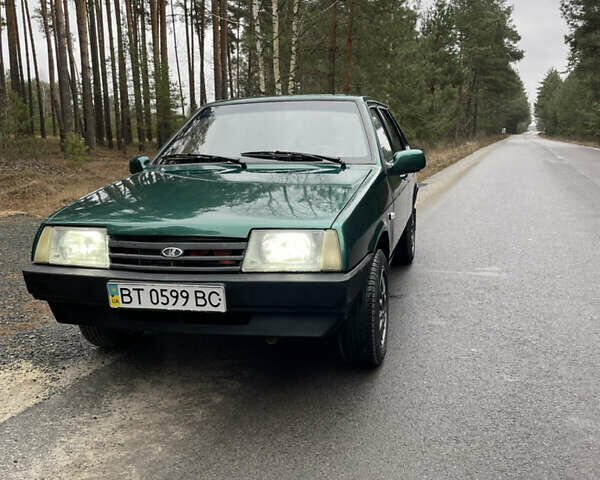 Зеленый ВАЗ 21099, объемом двигателя 1.5 л и пробегом 177 тыс. км за 1200 $, фото 1 на Automoto.ua