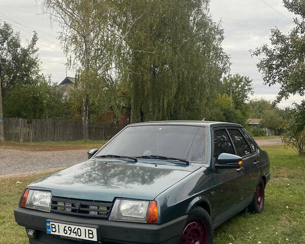Зеленый ВАЗ 21099, объемом двигателя 1.5 л и пробегом 314 тыс. км за 2300 $, фото 1 на Automoto.ua
