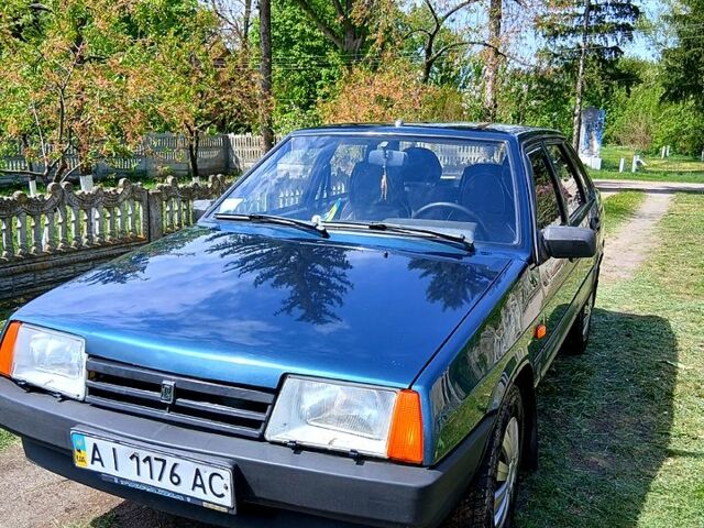 Зеленый ВАЗ 21099, объемом двигателя 1.5 л и пробегом 317 тыс. км за 2100 $, фото 1 на Automoto.ua