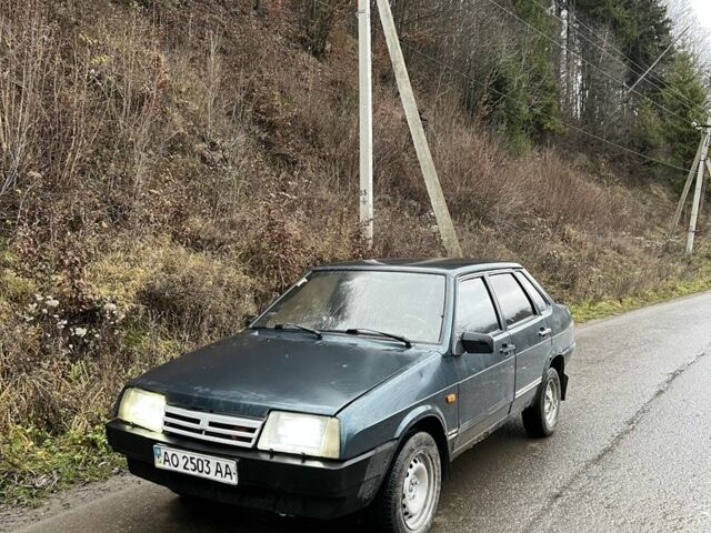 Зеленый ВАЗ 21099, объемом двигателя 1.5 л и пробегом 70 тыс. км за 550 $, фото 1 на Automoto.ua